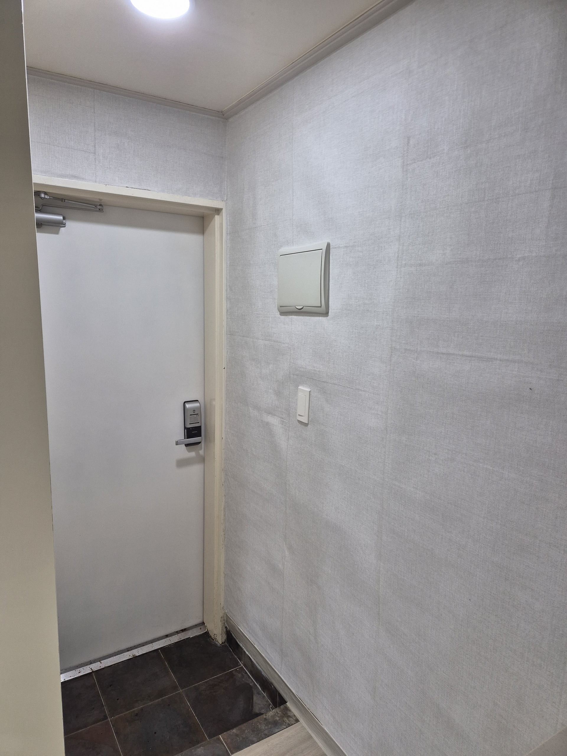 김포 장기동 원룸 도배 시공 — 합지